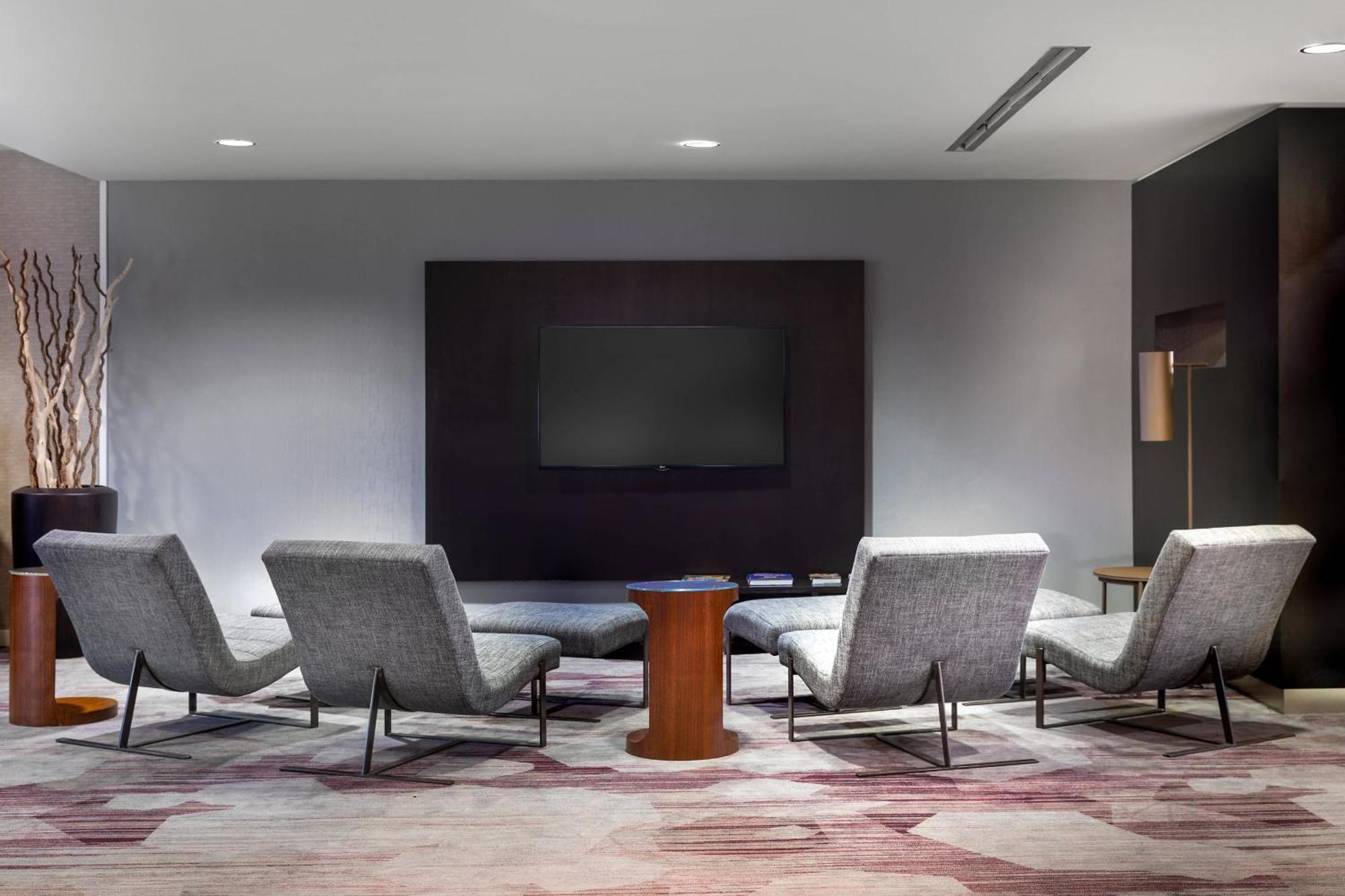 Courtyard By Marriott Denton Hotel Luaran gambar