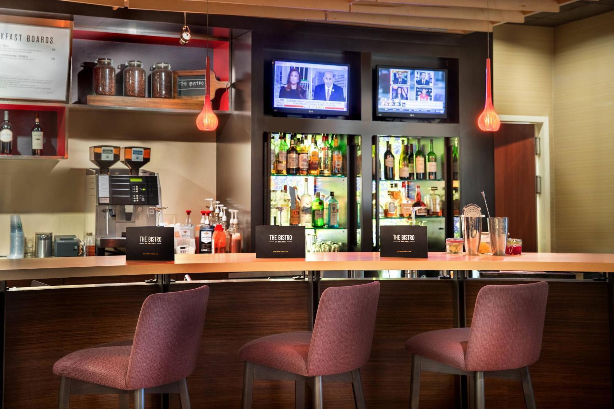 Courtyard By Marriott Denton Hotel Luaran gambar